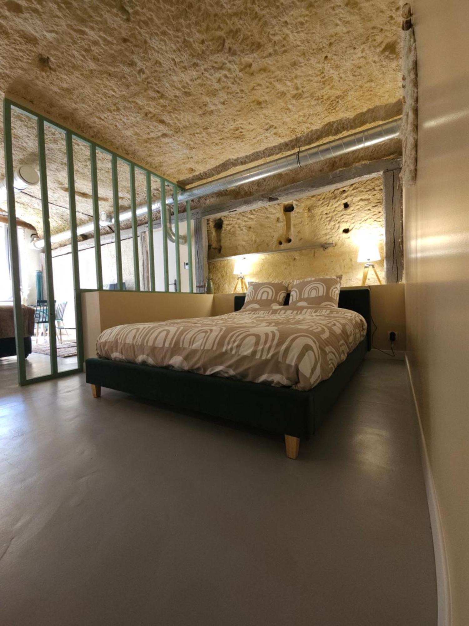 Apartament The Sweet Cave Saint-Étienne-de-Chigny Zewnętrze zdjęcie